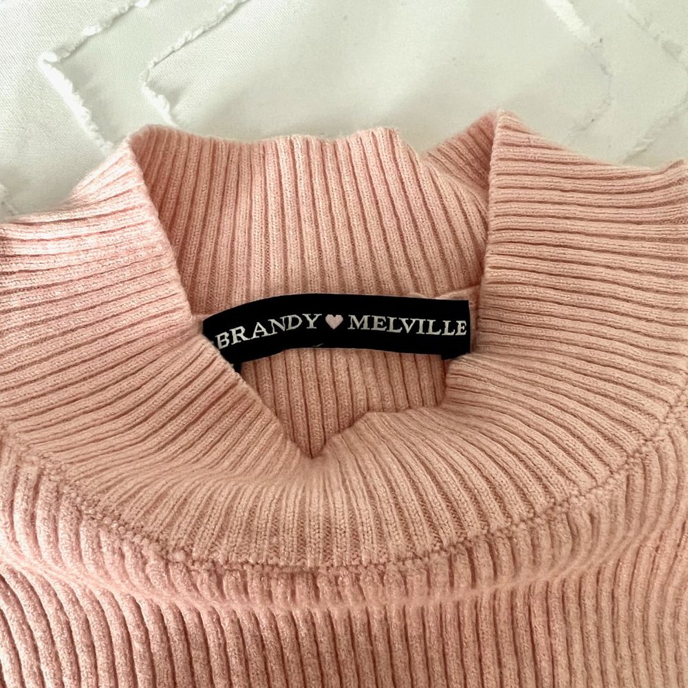 Brandy Melville Clothing Bundle - Picture 3 of 4